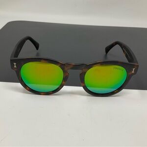 Illesteva Leonard 2 Tortoise scratched Lenses